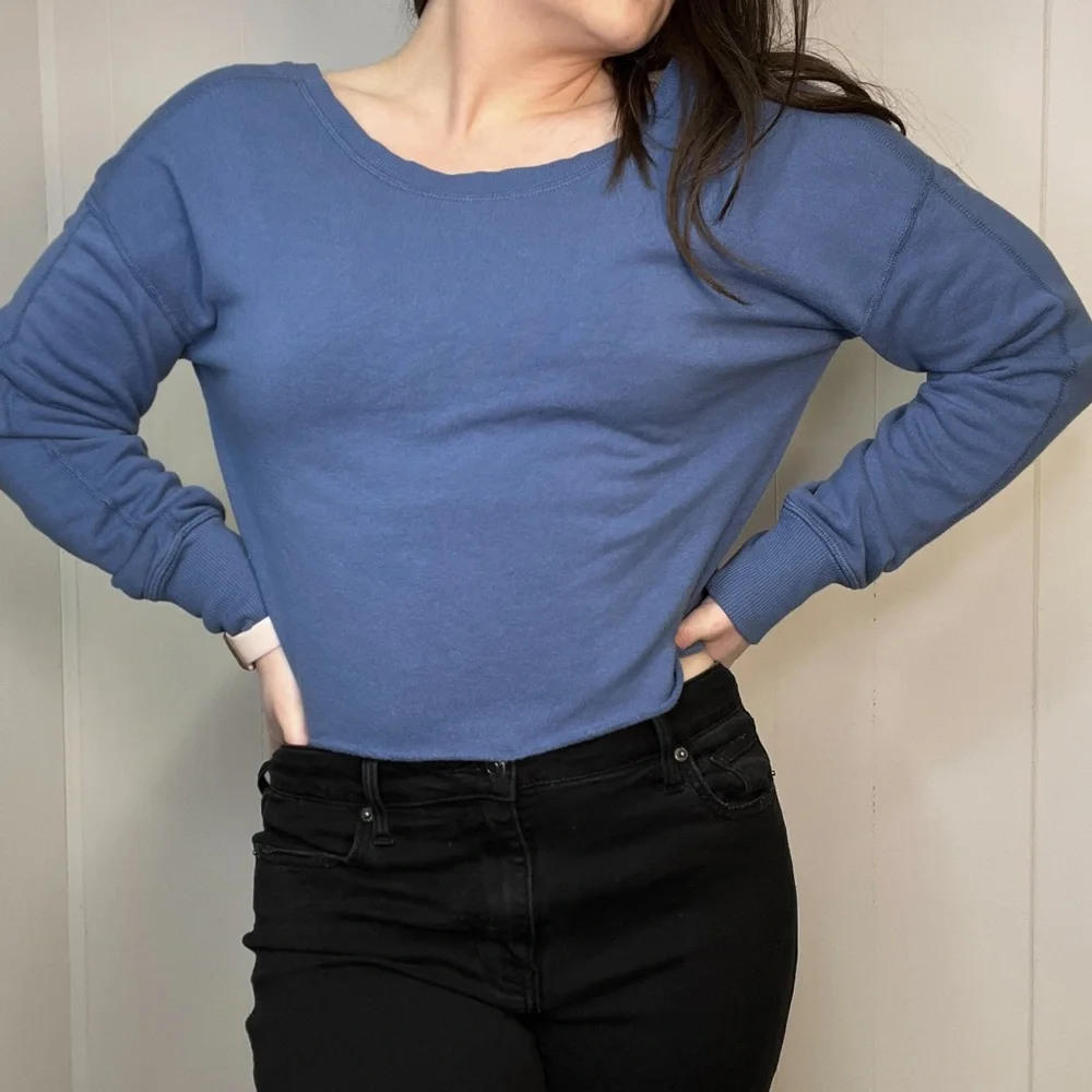 aerie OFFLINE Open Back Sweatshirt Blue New With Tags Size Small - Picture 3 of 11
